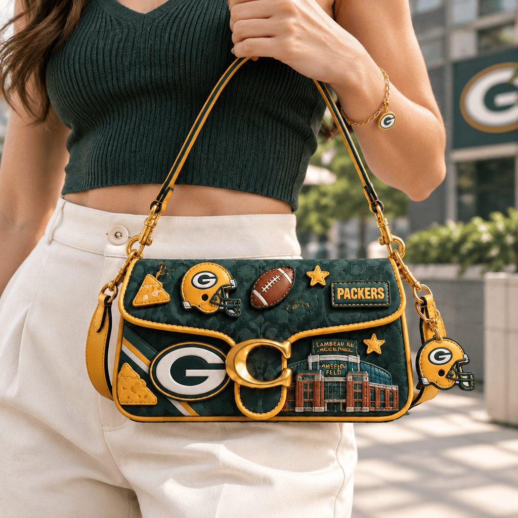 Premium GBP Coach Shoulder Cross With Charm LNTH